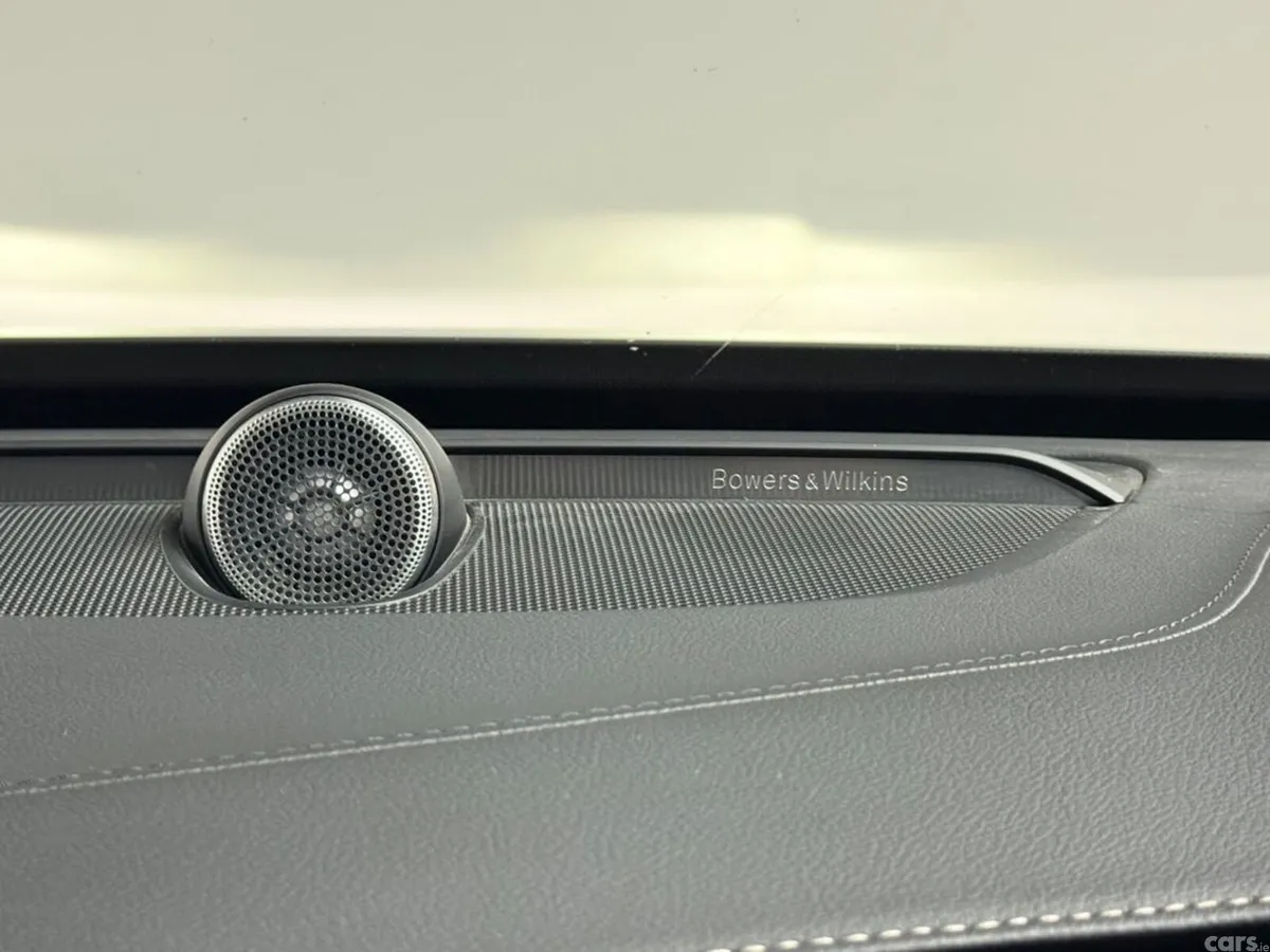 Volvo XC90 SUV, Petrol Plug-in Hybrid, 2024, Grey