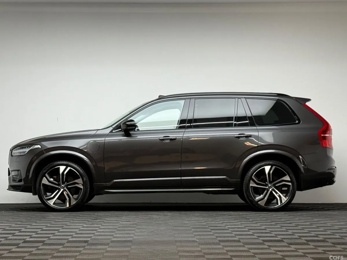 Volvo XC90 SUV, Petrol Plug-in Hybrid, 2024, Grey