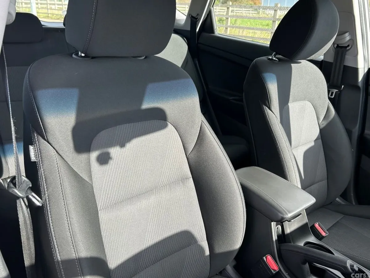 Hyundai Tucson SUV, Petrol, 2019, Silver