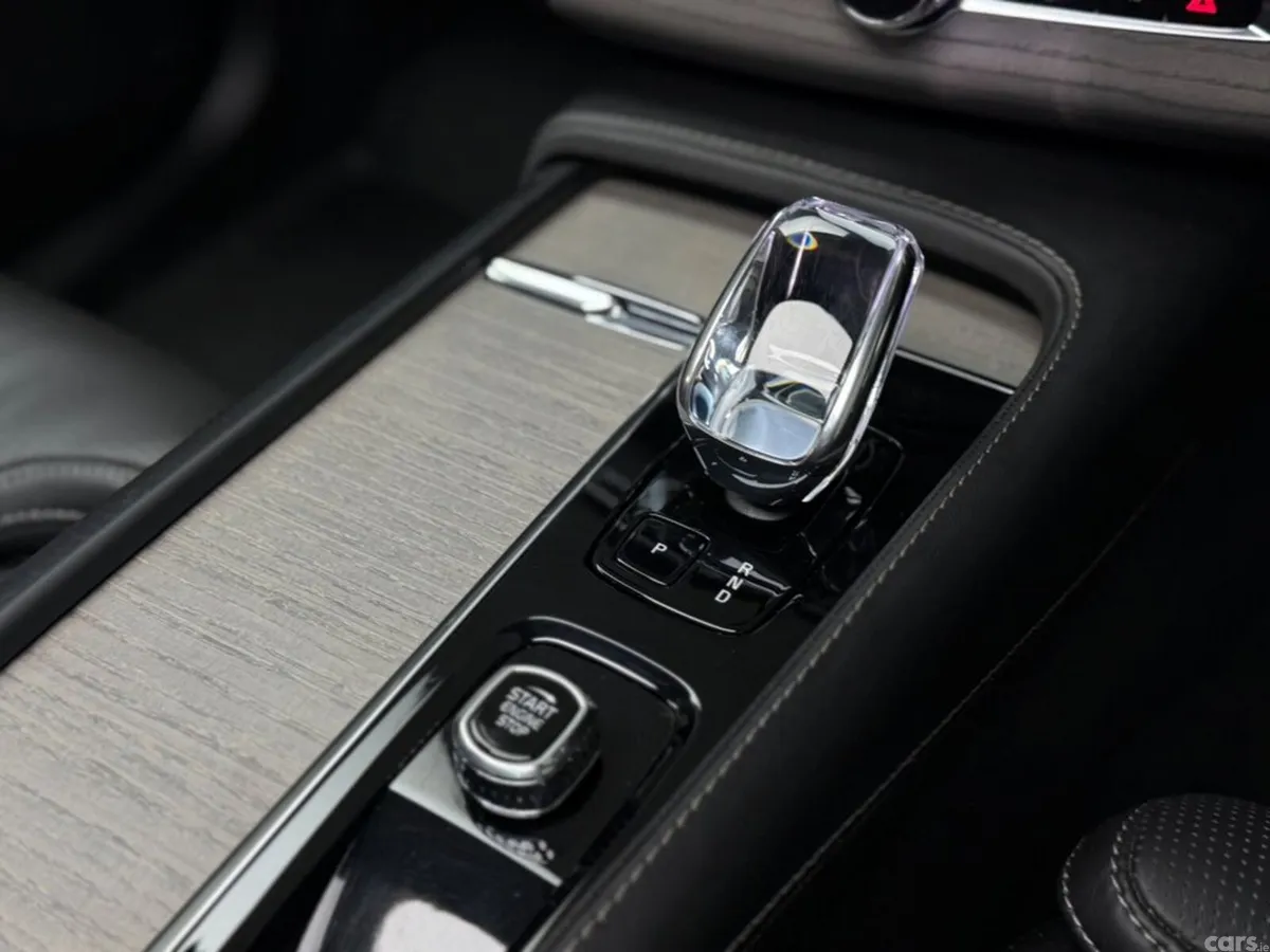 Volvo XC90 SUV, Petrol Plug-in Hybrid, 2024, Grey