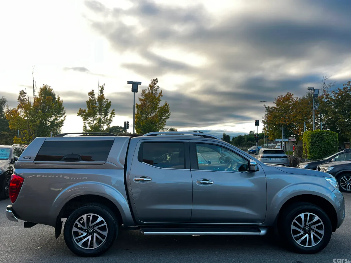 Nissan Navara Pick Up, Diesel, 2016, Grey