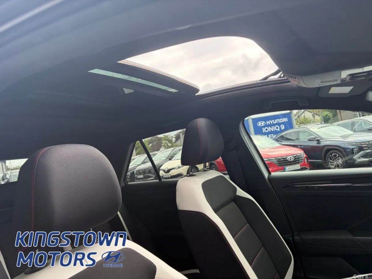 Volkswagen T-Roc Estate, Petrol, 2020, White