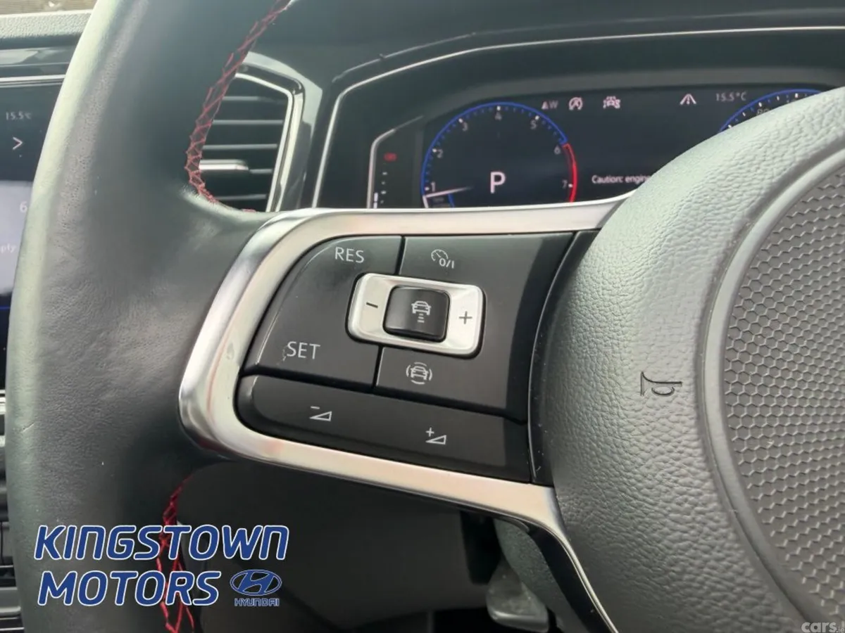 Volkswagen T-Roc Estate, Petrol, 2020, White