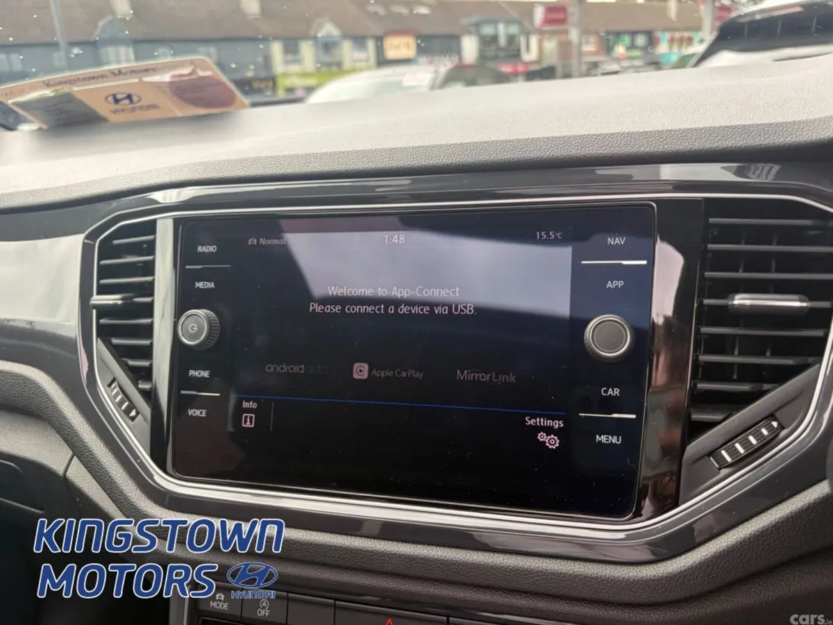 Volkswagen T-Roc Estate, Petrol, 2020, White