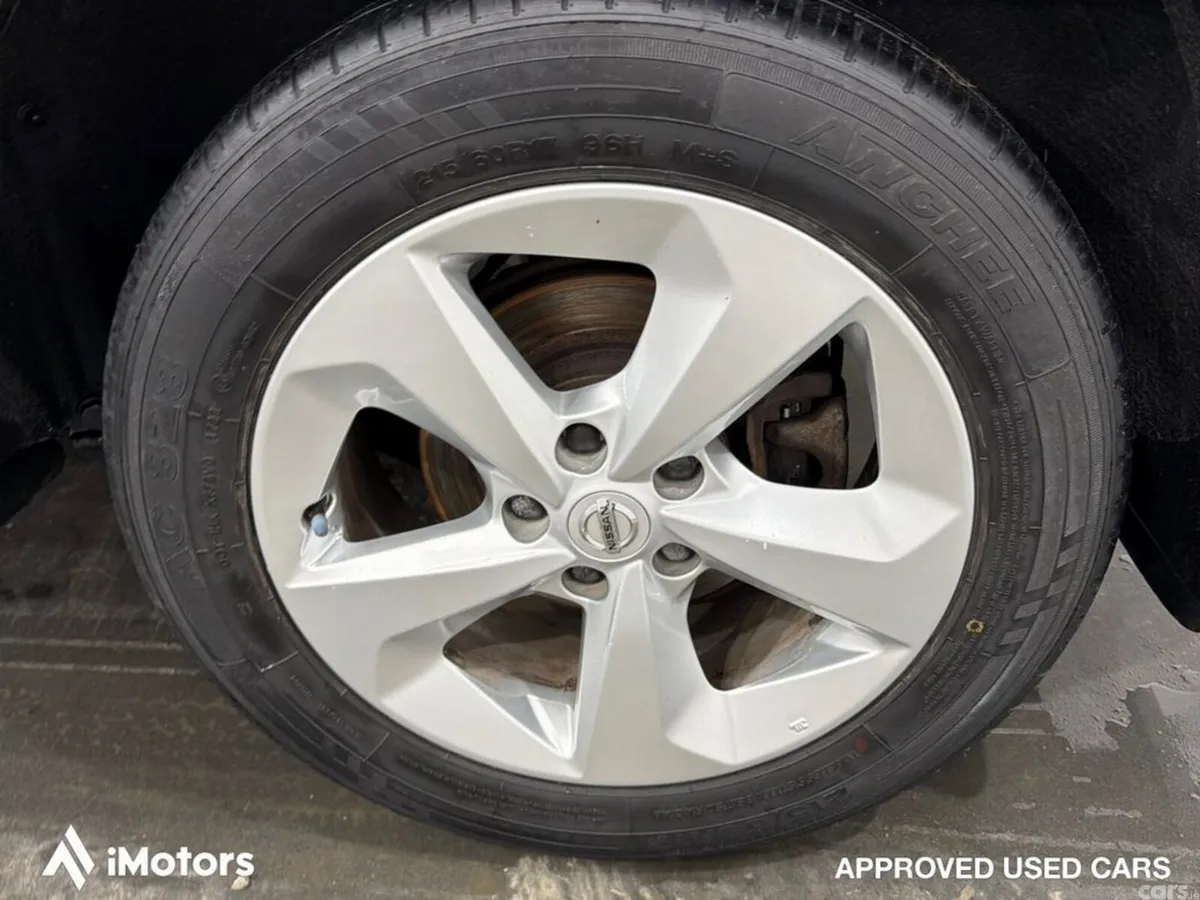 Nissan Qashqai SUV, Diesel, 2020, Grey