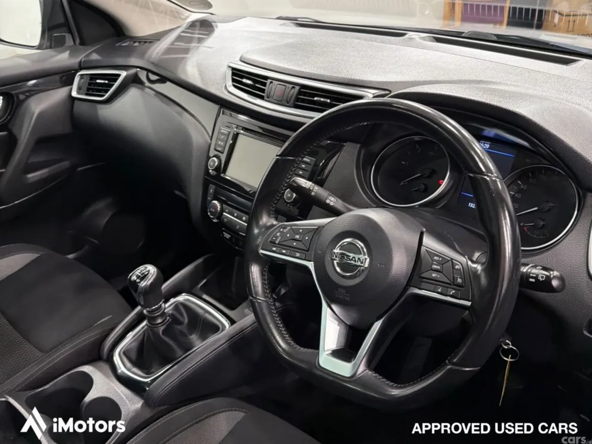 Nissan Qashqai SUV, Diesel, 2020, Grey