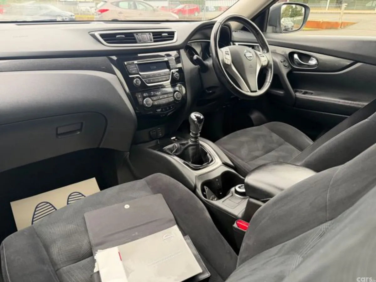 Nissan X-Trail Estate, Diesel, 2017, Grey