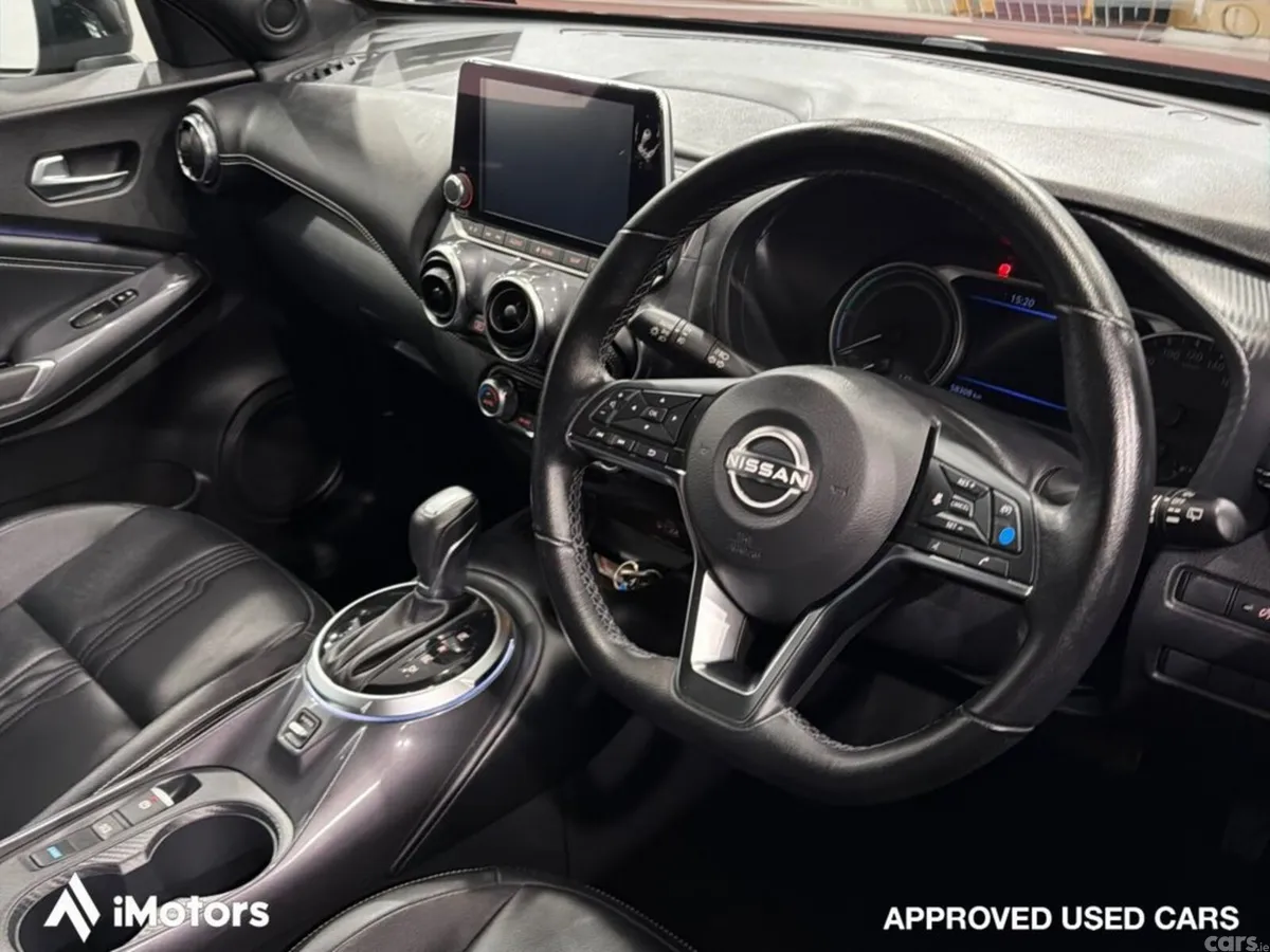 Nissan Juke SUV, Petrol Hybrid, 2024, Red