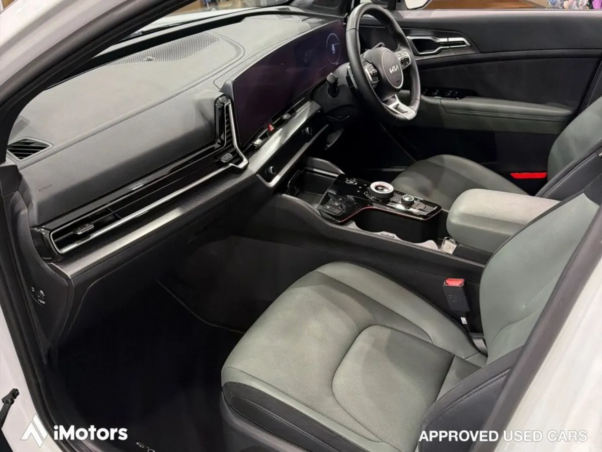 Kia Sportage SUV, Petrol Hybrid, 2026, White