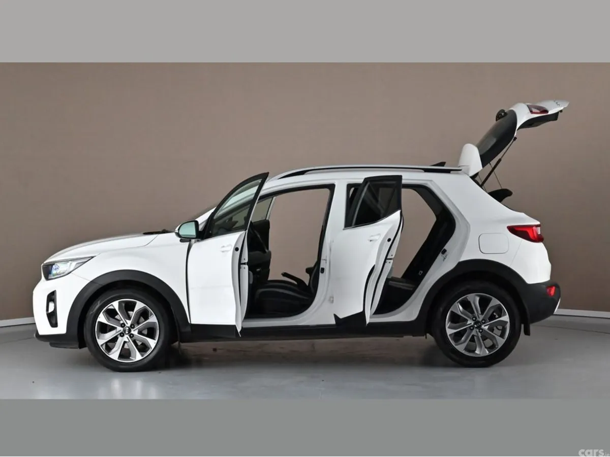 Kia Stonic Hatchback, Petrol, 2020, White