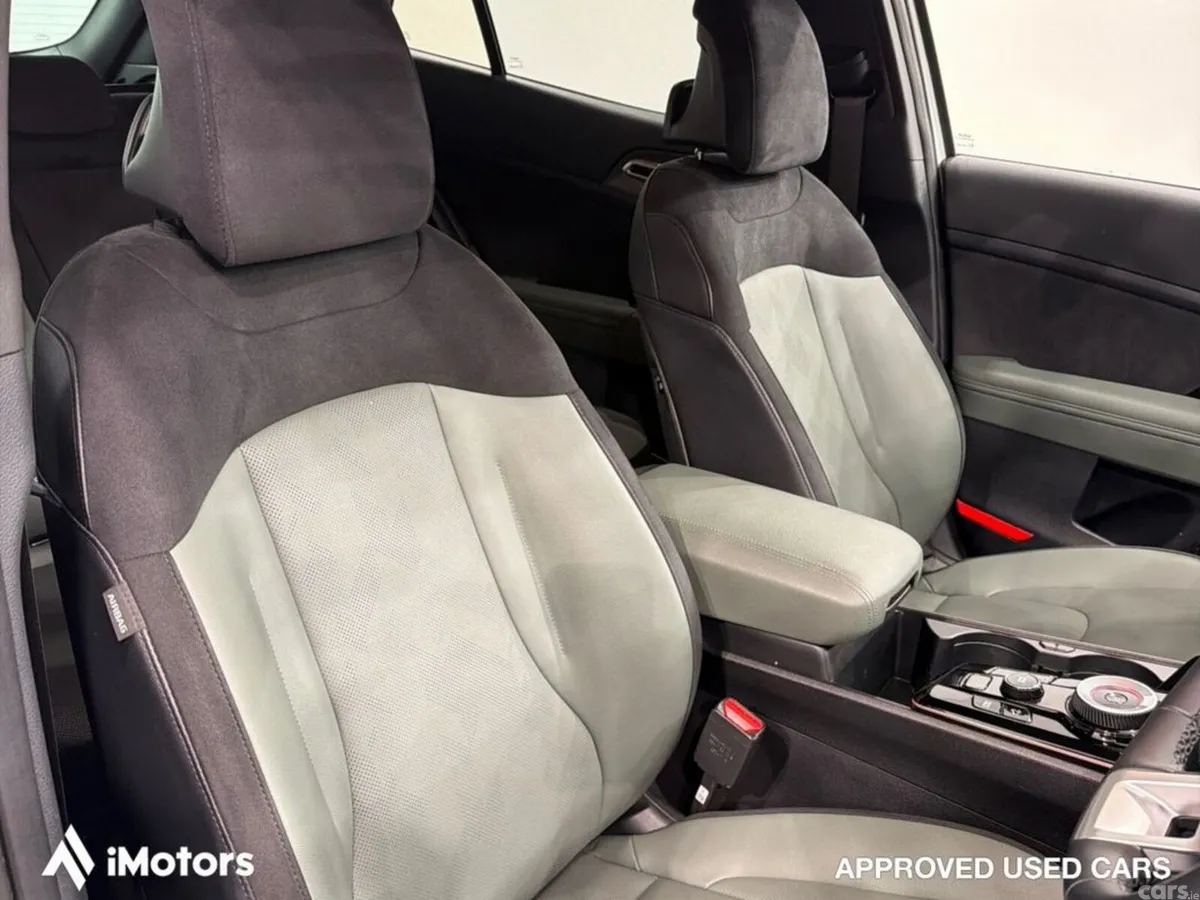 Kia Sportage SUV, Petrol Hybrid, 2026, White