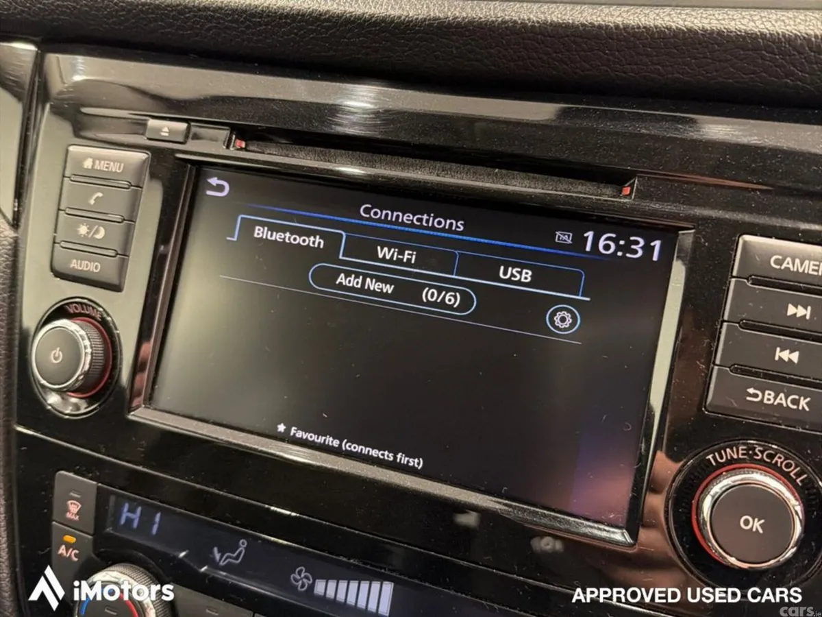 Nissan Qashqai SUV, Diesel, 2020, Grey