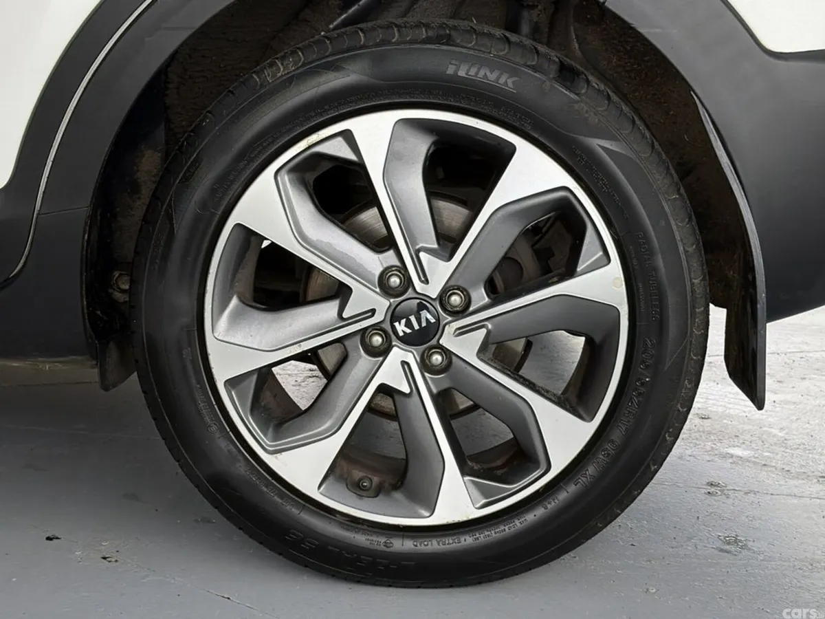 Kia Stonic Hatchback, Petrol, 2020, White