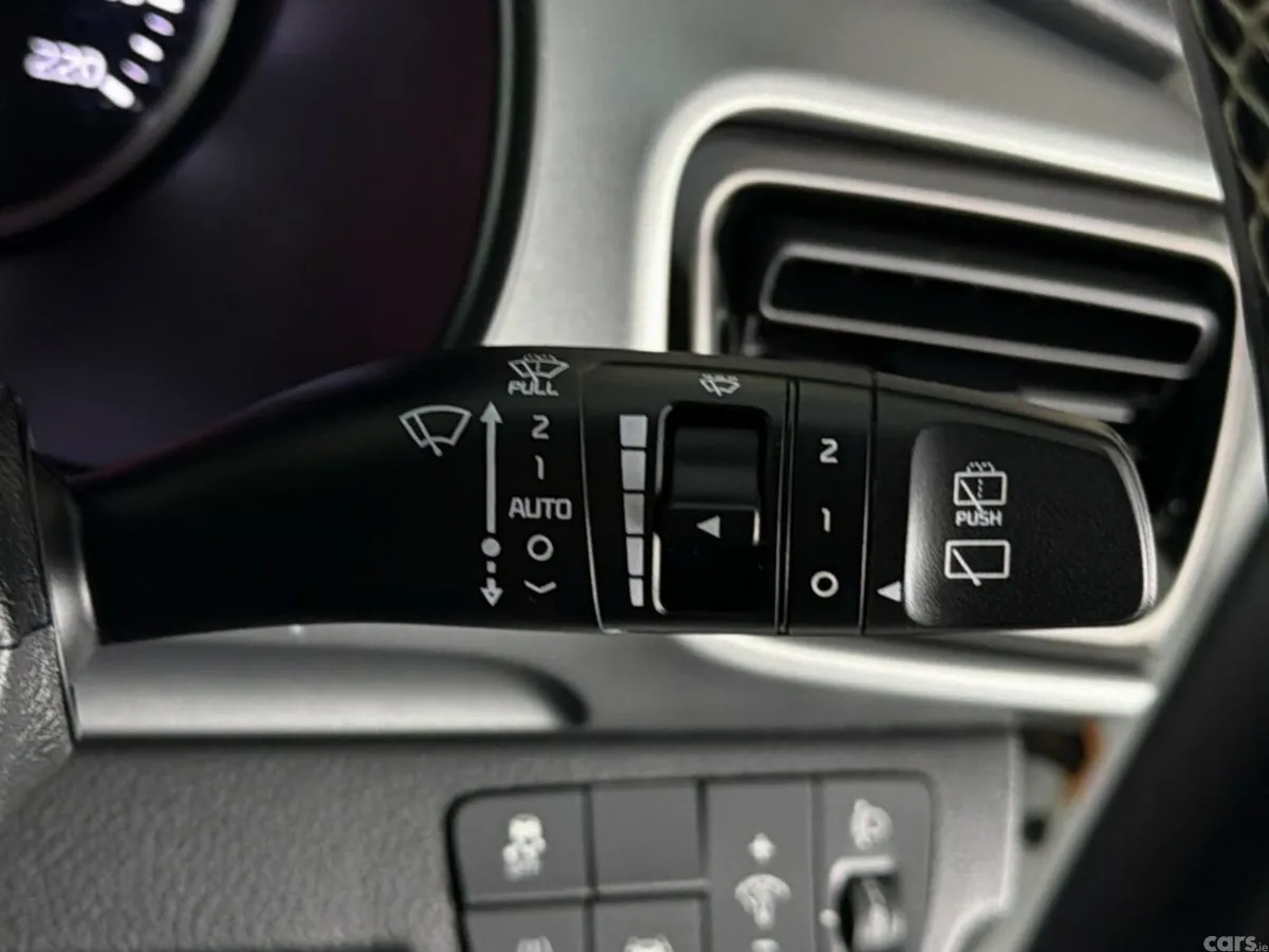Kia Stonic Hatchback, Petrol, 2020, White