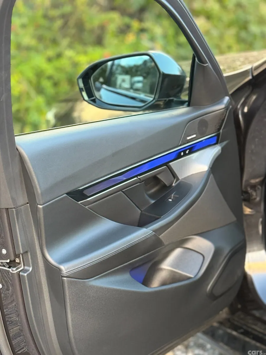 BMW i5 Saloon, Electric, 2023, Grey