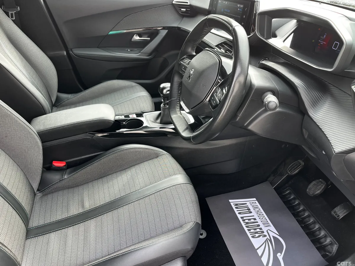 Peugeot 2008 SUV, Diesel, 2021, Black