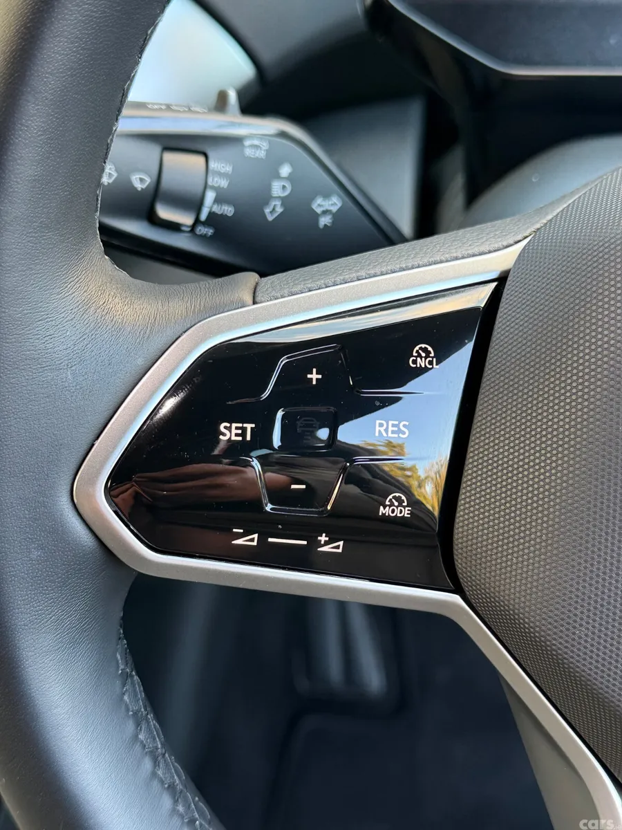 Volkswagen ID.4 Estate, Electric, 2025, White