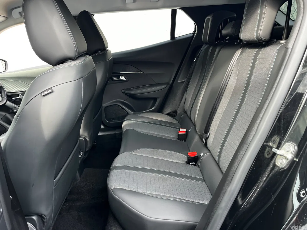 Peugeot 2008 SUV, Diesel, 2021, Black