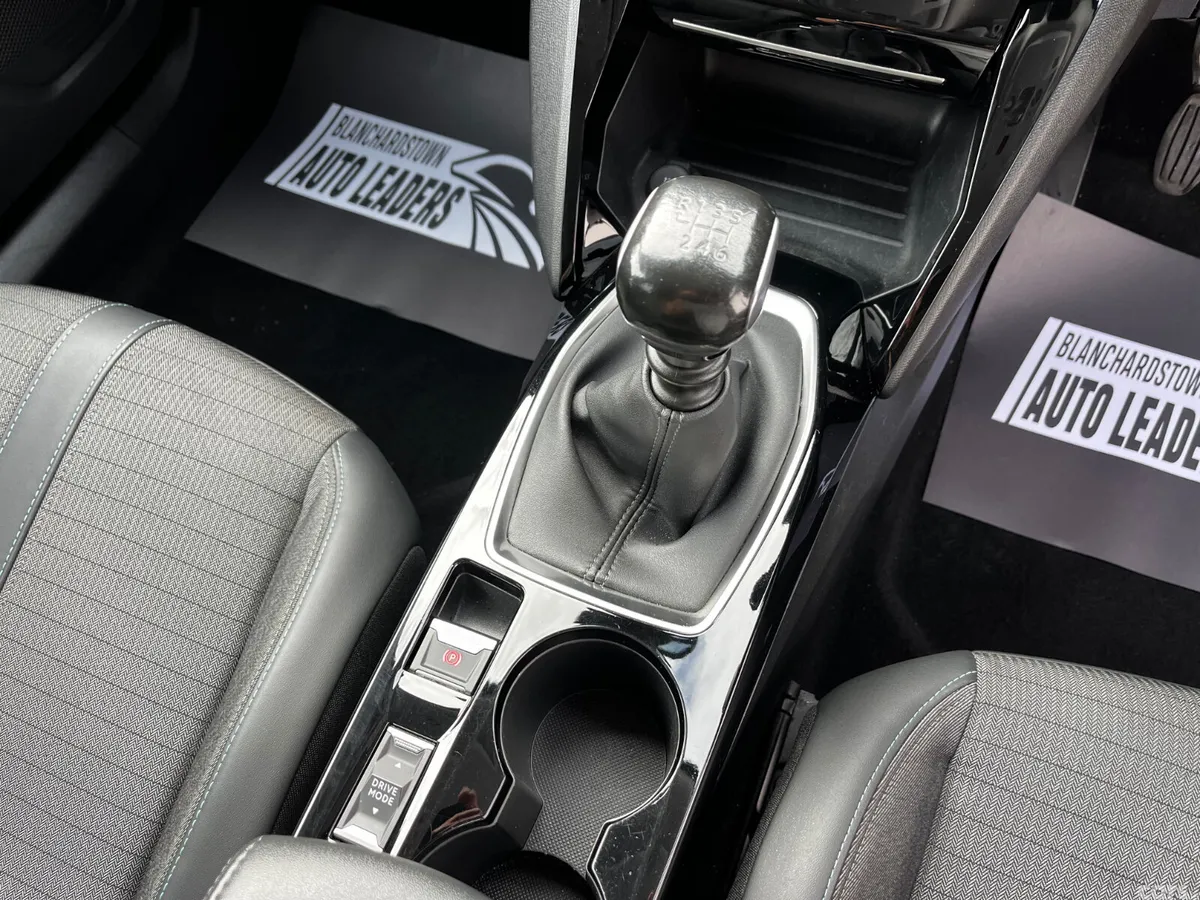 Peugeot 2008 SUV, Diesel, 2021, Black