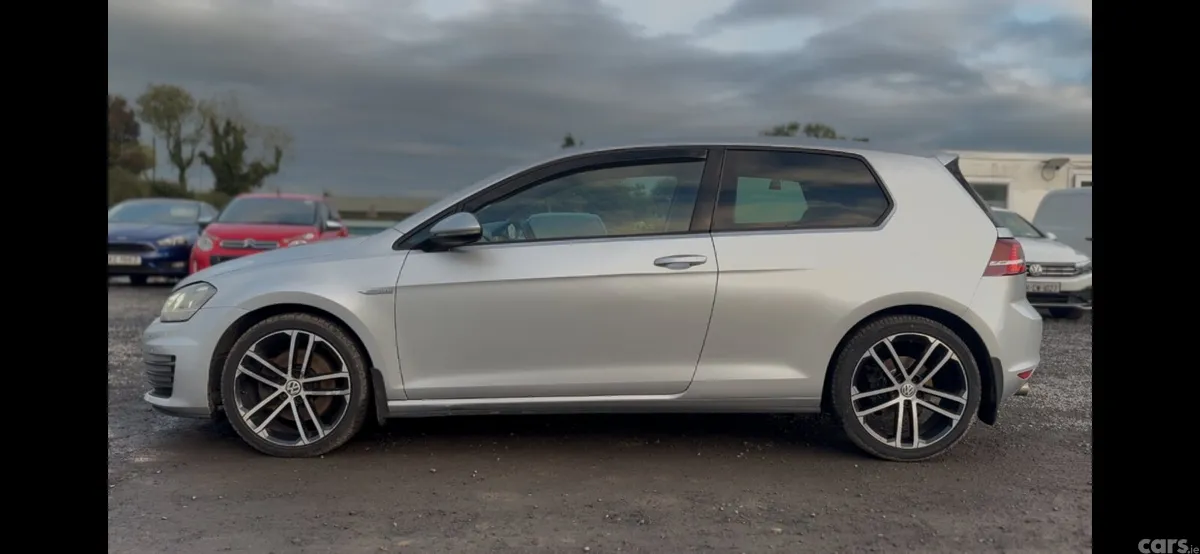 Volkswagen Golf Hatchback, Diesel, 2014, Silver
