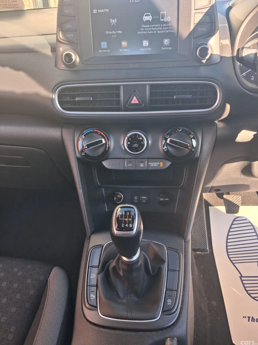 Hyundai KONA Hatchback, Petrol, 2018, Blue