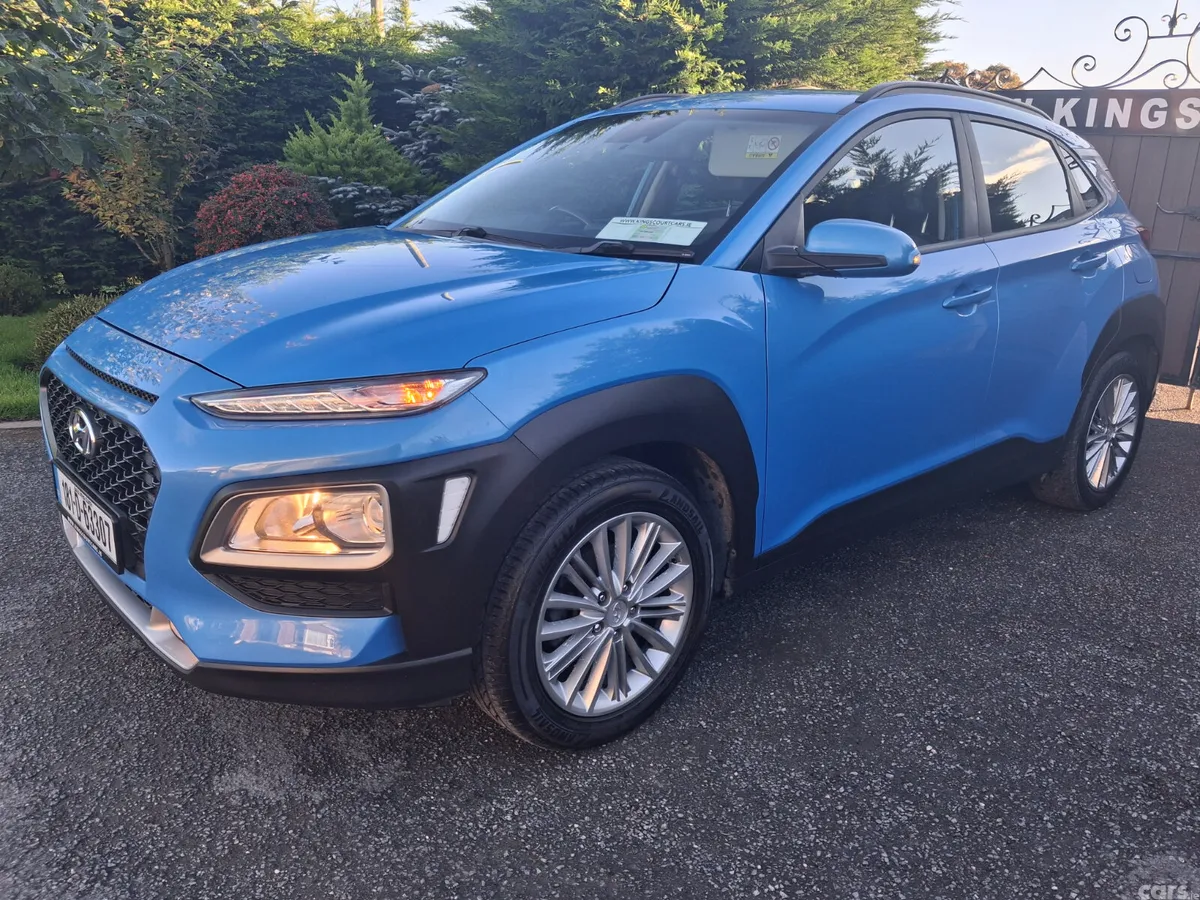 Hyundai KONA Hatchback, Petrol, 2018, Blue