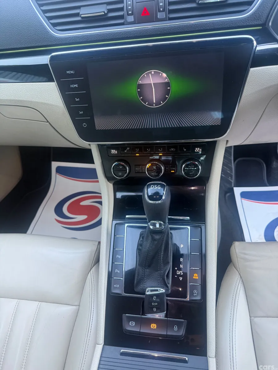 Skoda Superb Hatchback, Diesel, 2017, Blue