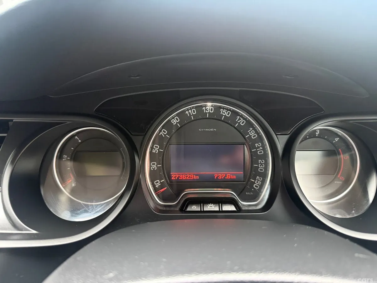 Citroen C5 Saloon, Diesel, 2016, Black