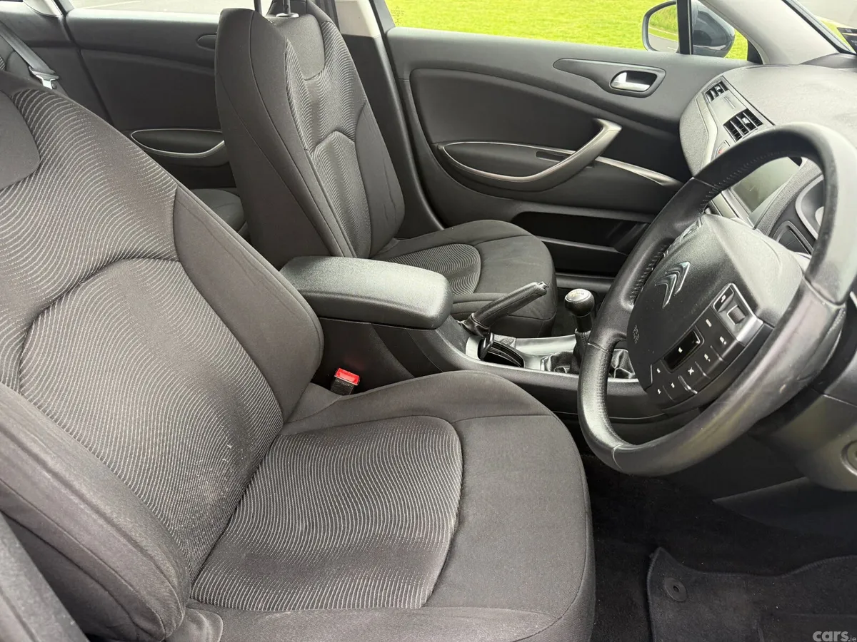 Citroen C5 Saloon, Diesel, 2016, Black
