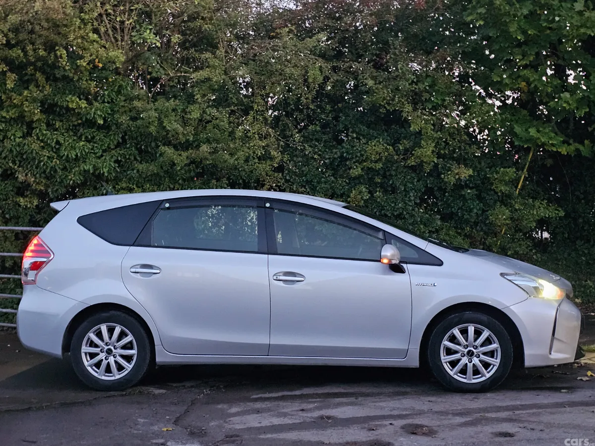 Toyota Prius Hatchback, Petrol Hybrid, 2018, Silver