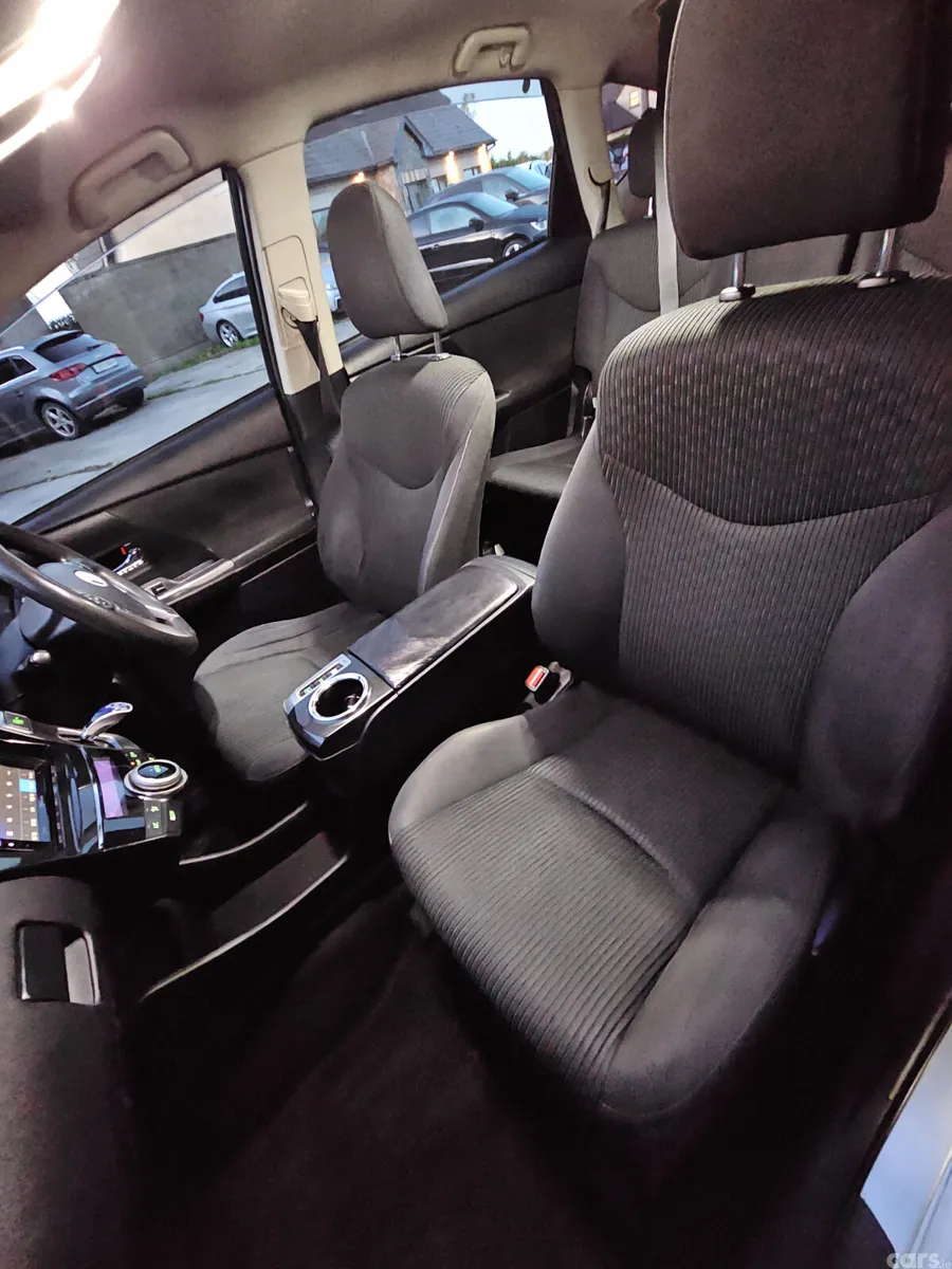 Toyota Prius Hatchback, Petrol Hybrid, 2018, Silver