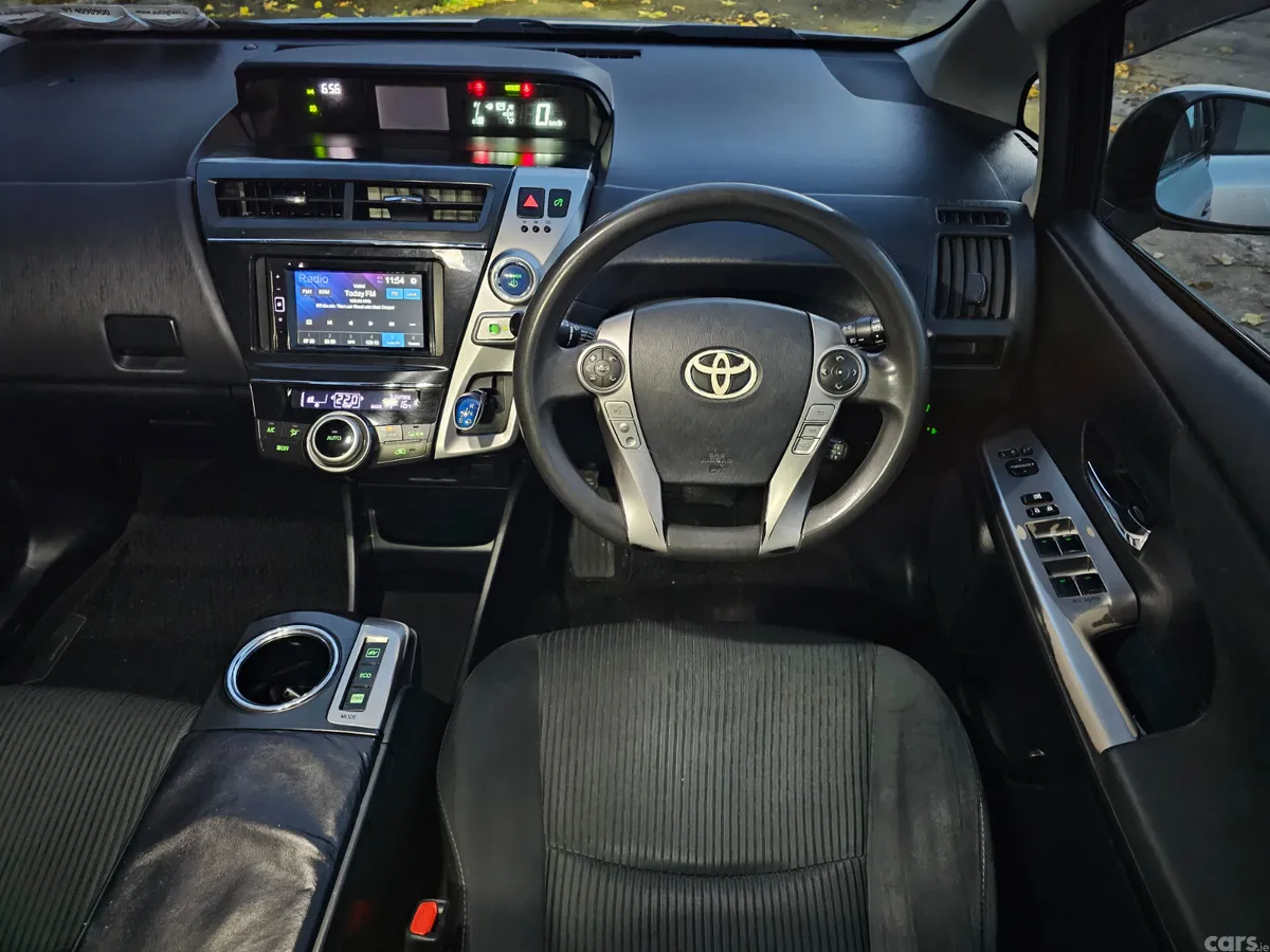 Toyota Prius Hatchback, Petrol Hybrid, 2018, Silver