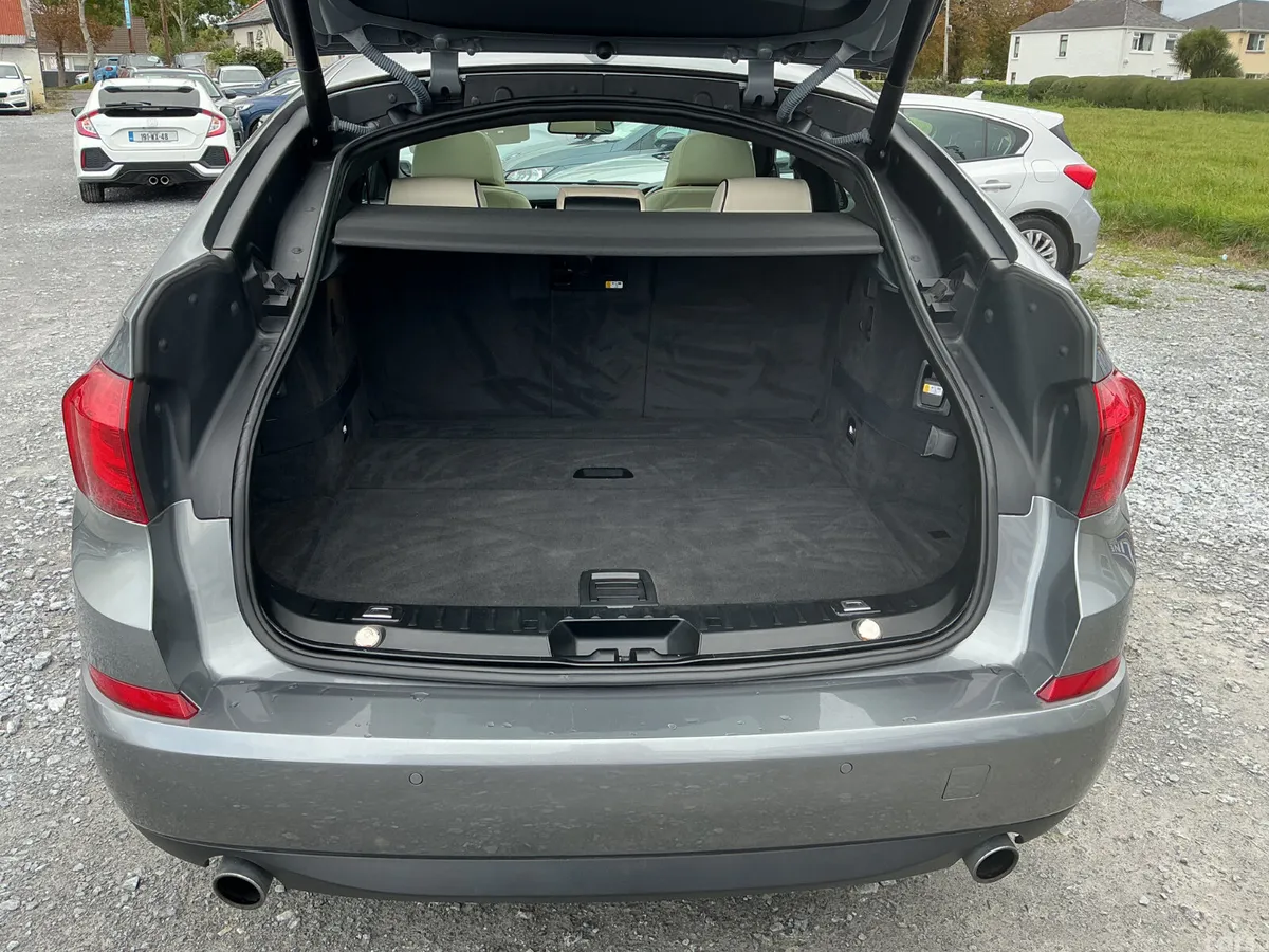 BMW 5-Series Hatchback, Diesel, 2014, Grey