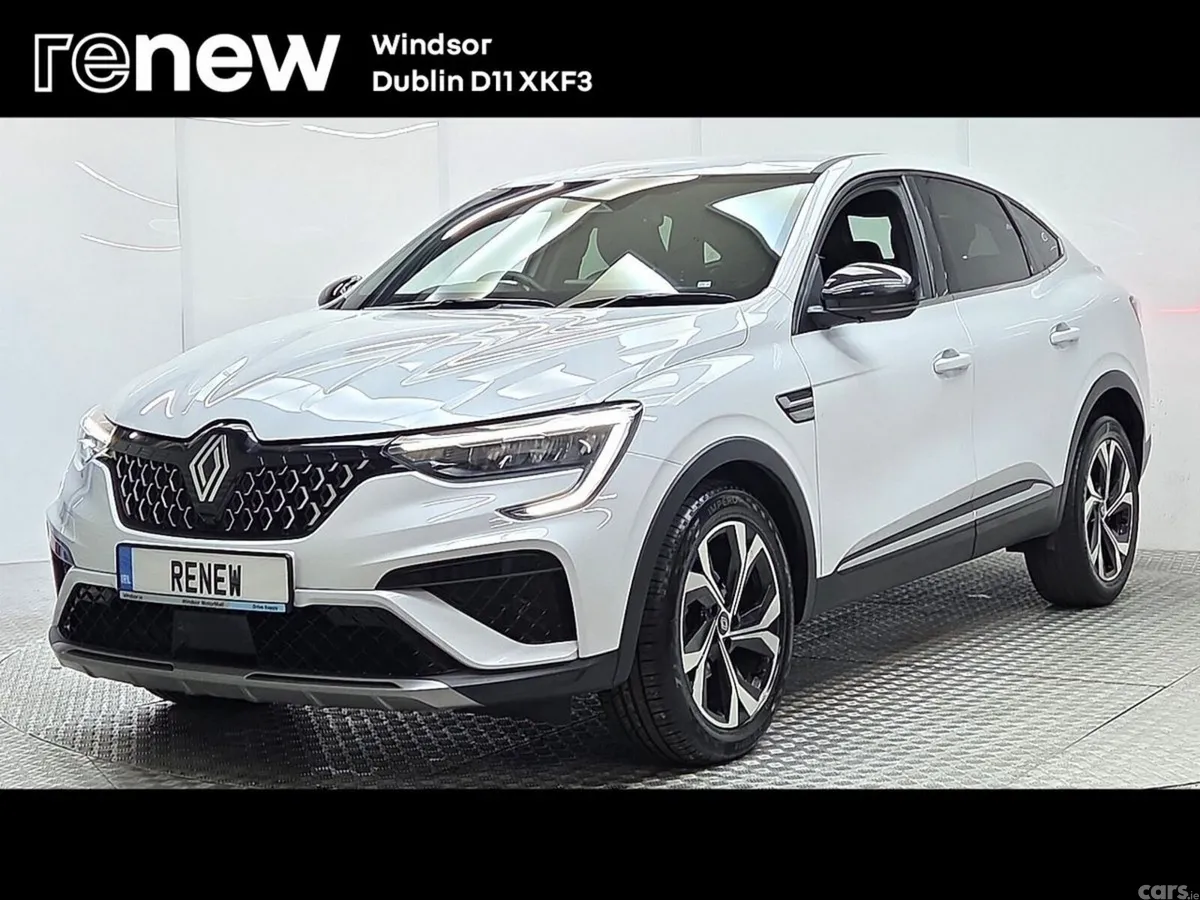 Renault Arkana Hatchback, Petrol Hybrid, 2025, White