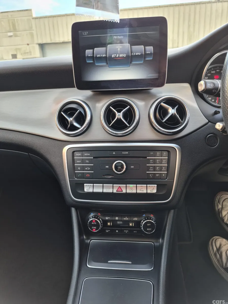 Mercedes-Benz CLA Saloon, Petrol, 2017, Red