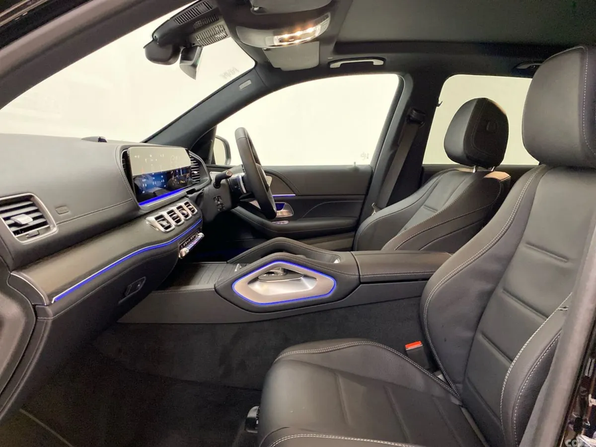 Mercedes-Benz GLE SUV, Diesel Plug-in Hybrid, 2026, Black