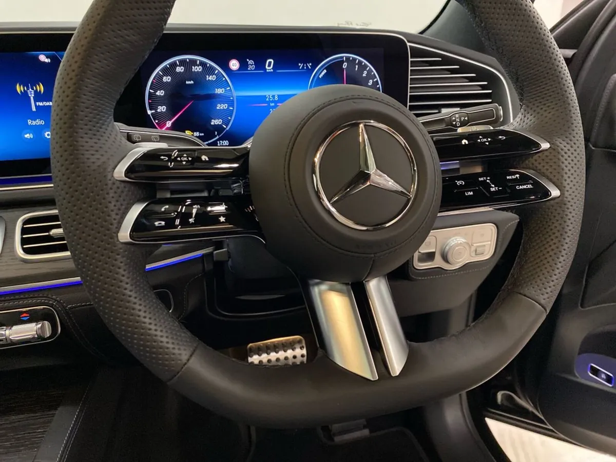 Mercedes-Benz GLE SUV, Diesel Plug-in Hybrid, 2026, Black