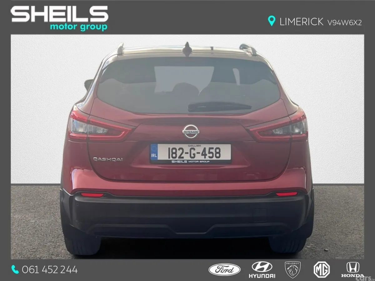 Nissan Qashqai MPV, Petrol, 2018, Red
