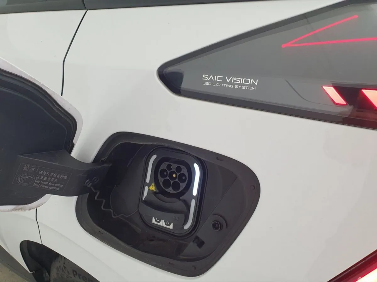MG MG4 Hatchback, Electric, 2023, White