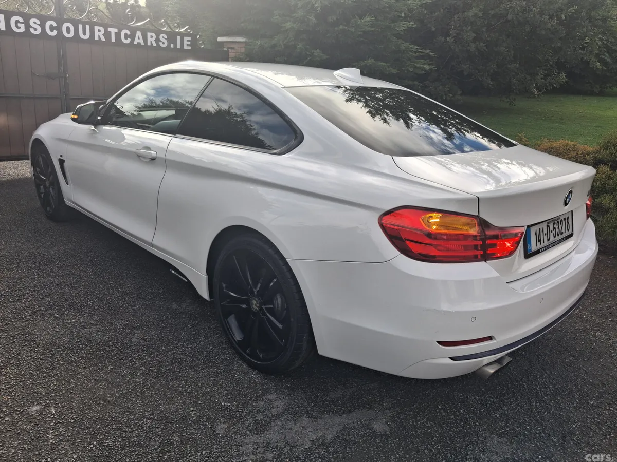 BMW 4-Series Coupe, Petrol, 2014, White