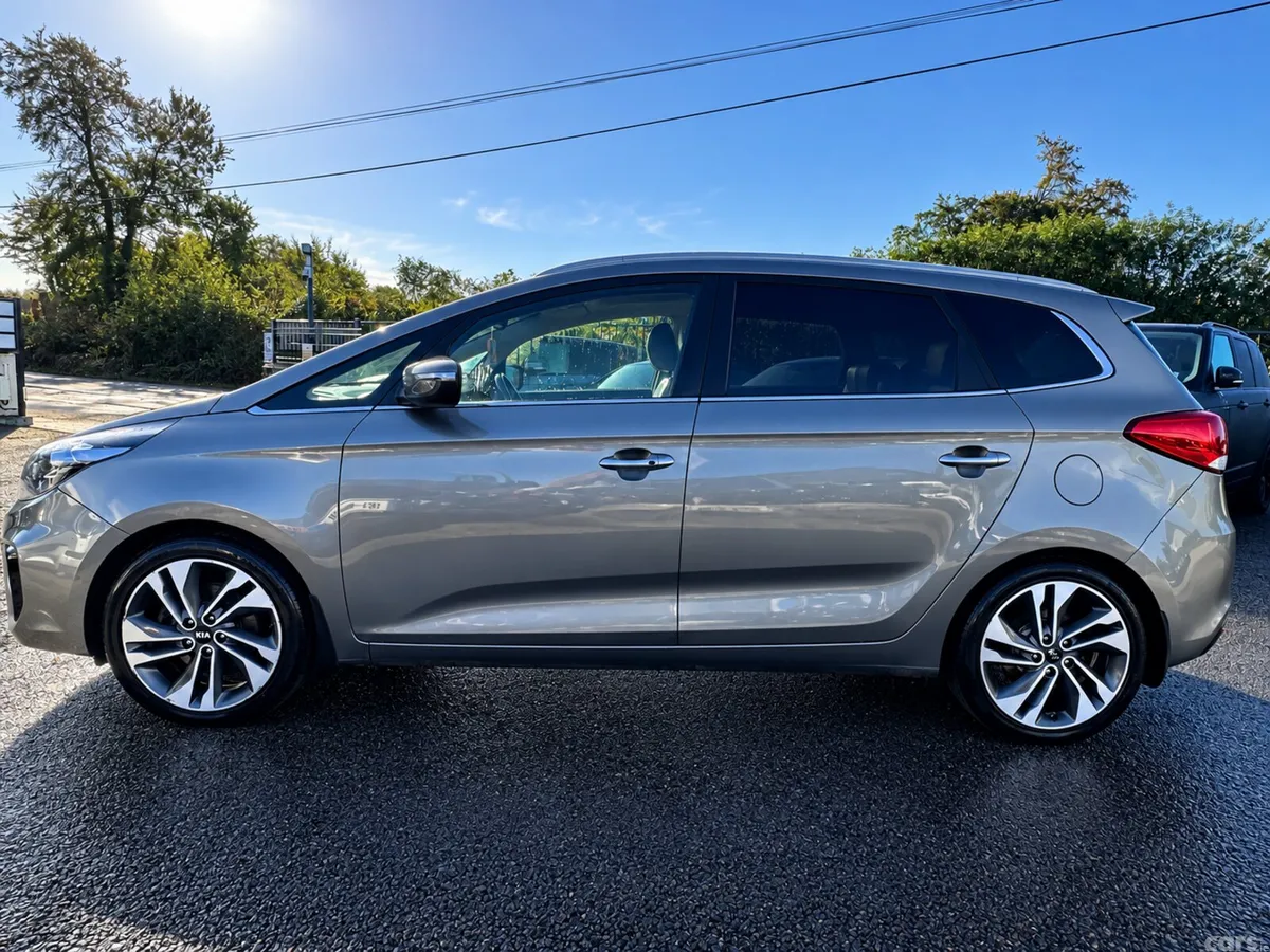 Kia Carens MPV, Diesel, 2017, Grey