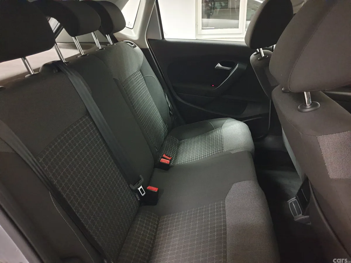 Volkswagen Polo Hatchback, Petrol, 2017, Silver