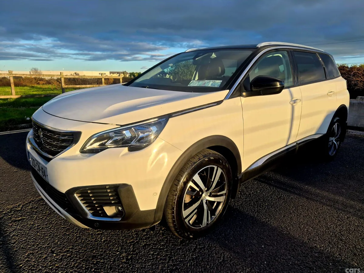 Peugeot 5008 MPV, Diesel, 2020, White