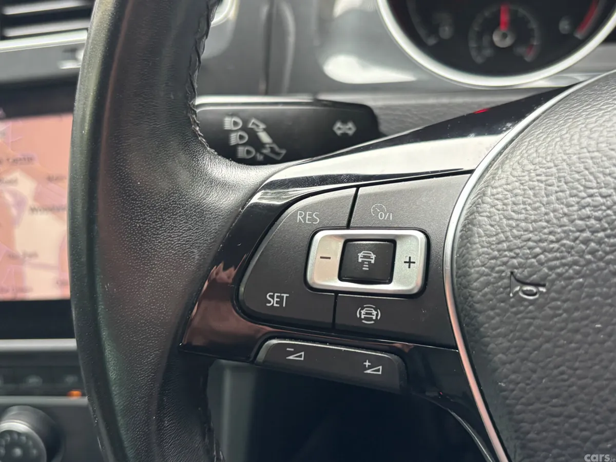 Volkswagen Golf Hatchback, Diesel, 2019, White