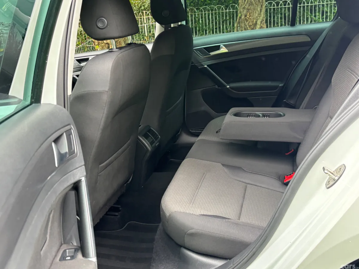 Volkswagen Golf Hatchback, Diesel, 2019, White
