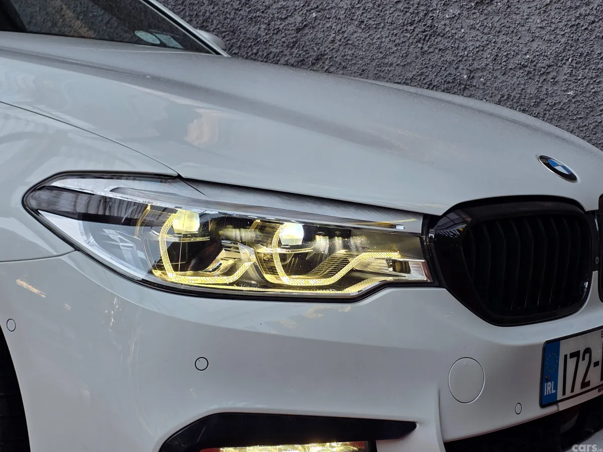 BMW 5-Series Saloon, Petrol Plug-in Hybrid, 2017, White