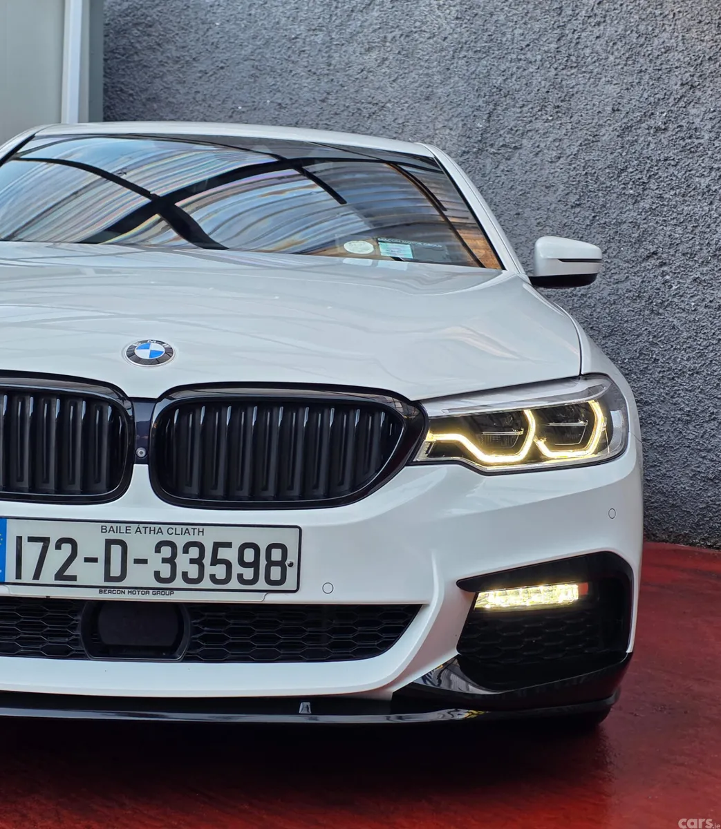 BMW 5-Series Saloon, Petrol Plug-in Hybrid, 2017, White