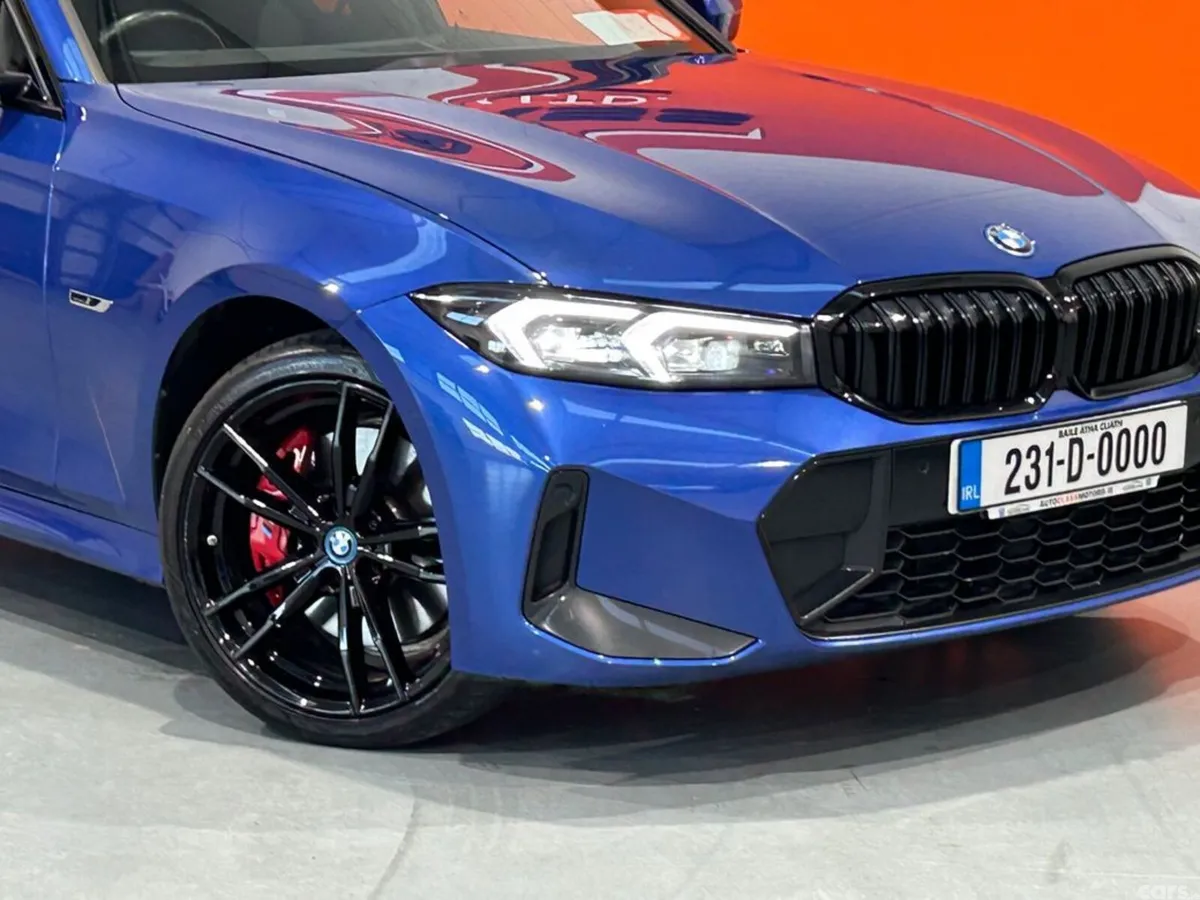 BMW 3-Series Saloon, Petrol Hybrid, 2023, Blue