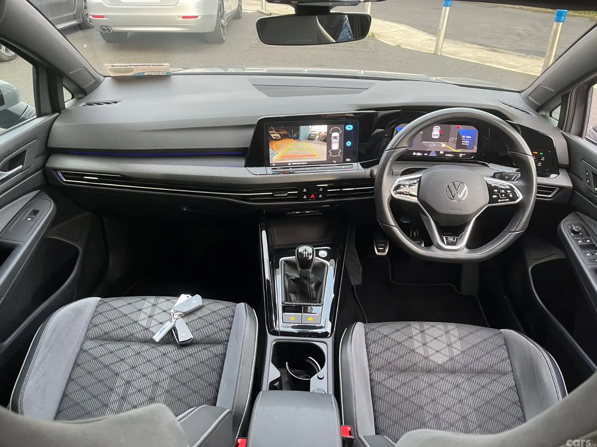 Volkswagen Golf Estate, Diesel, 2024, Grey