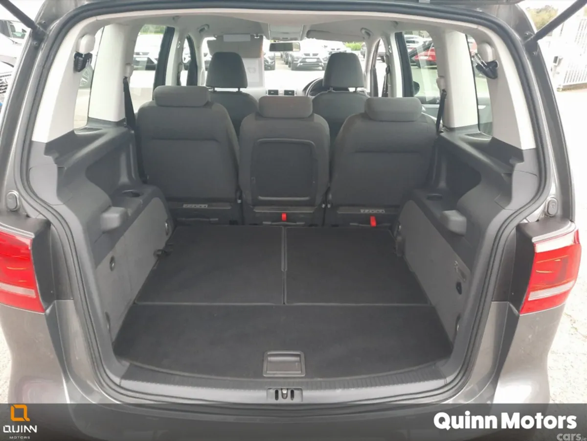Volkswagen Touran MPV, Diesel, 2014, Grey